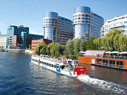 EXKLUSIV YACHTCHARTER & SCHIFFFAHRTSGESELLSCHAFT